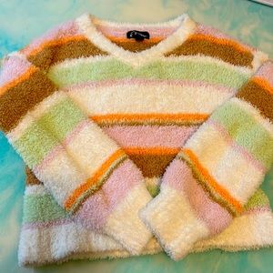 Art class (target) discontinued white and different colored sweatshirt